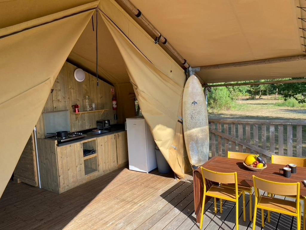 Camping La Kahute - Tente Lodge Au Coeur De La Foret Carcans Luaran gambar