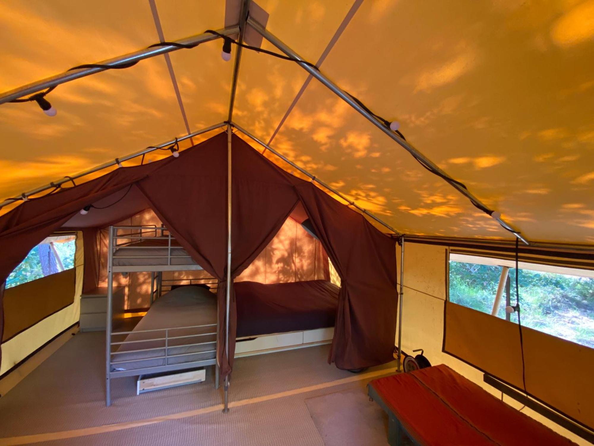 Camping La Kahute - Tente Lodge Au Coeur De La Foret Carcans Luaran gambar