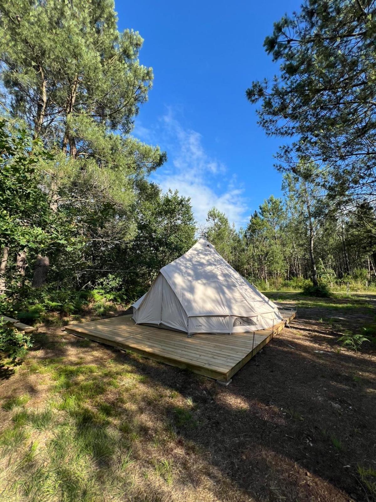 Camping La Kahute - Tente Lodge Au Coeur De La Foret Carcans Luaran gambar